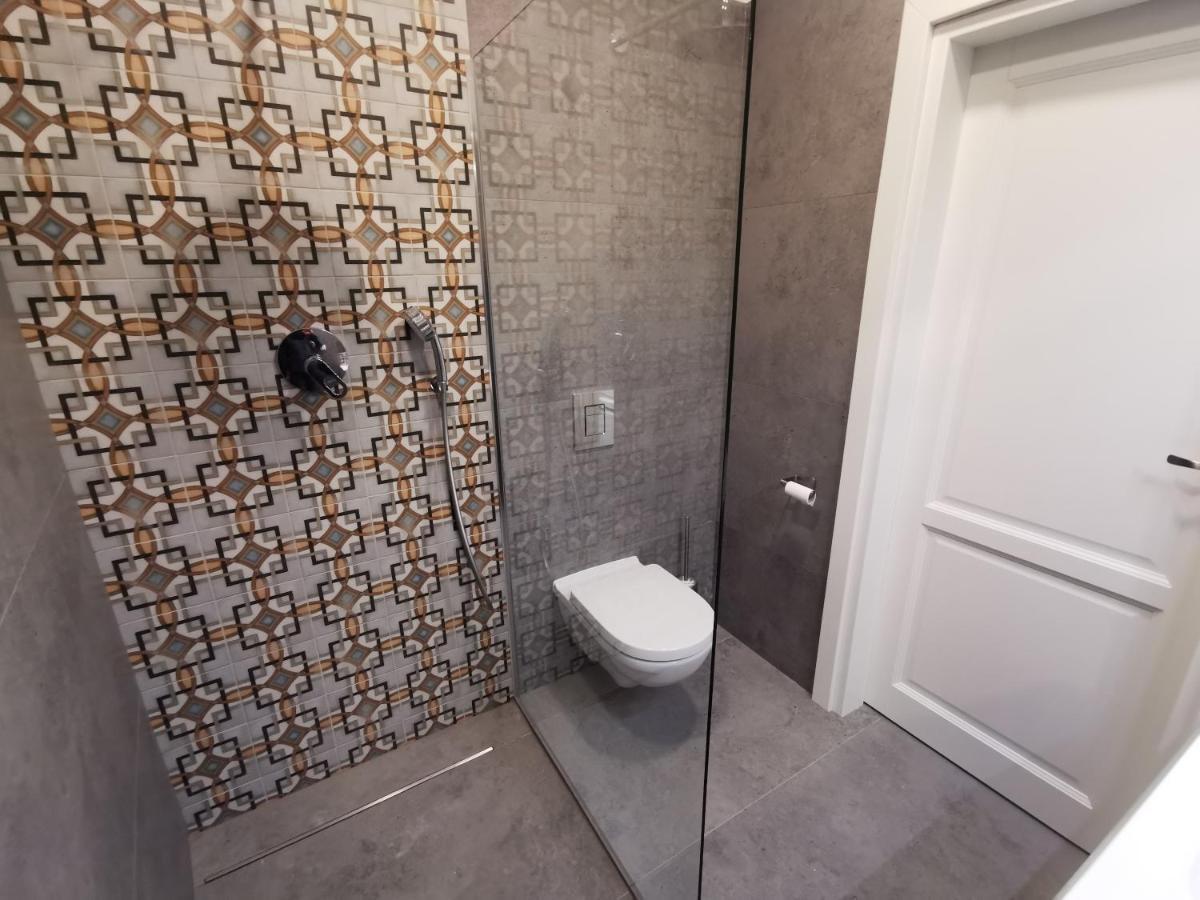 Nowe Apartamenty Zamkowa Vis A Vis Wawelu Krakow Exterior photo